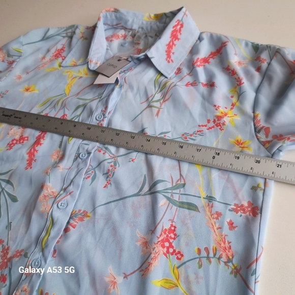 CUPIO light blue floral blouse with 3/4 sleeve‎ size M - Picture 11 of 11